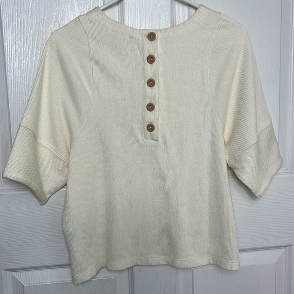 Madewell Tops - MADEWELL Button back Ottoman jacquard cream color short sleeve blouse size Small